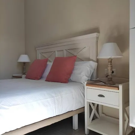 Campomanes Apartamento *